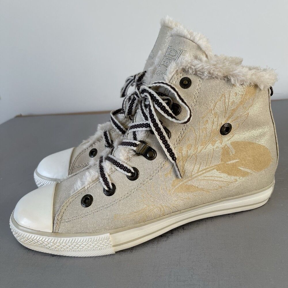 Don Ed Hardy Women's High Top Faux Fur Lined Sneaker Shoes US 8 Cream Metallic